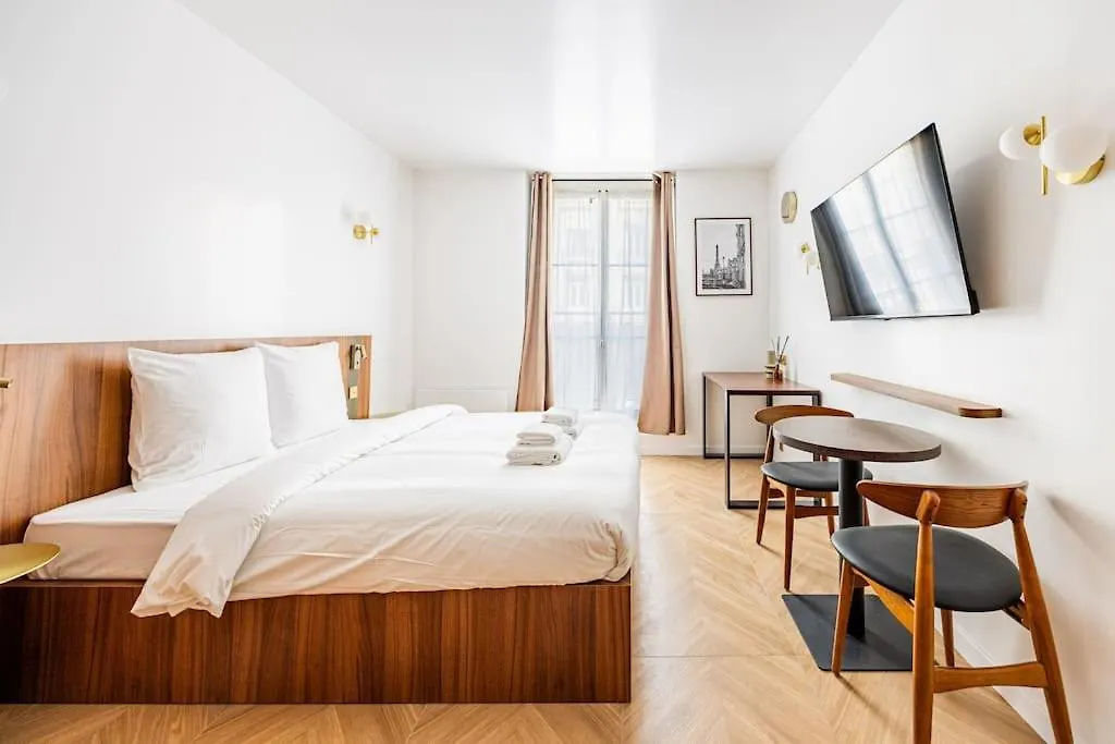 152 Suite Luxueuse-Etienne Marcel-Chatelet-Paris 3 Apartment